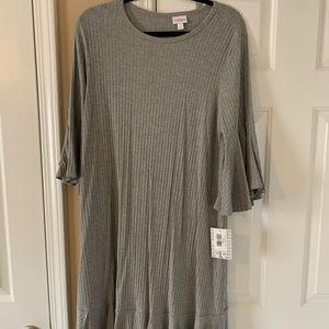 Brand new LuLaRoe Maurine! Grey & ribbed!